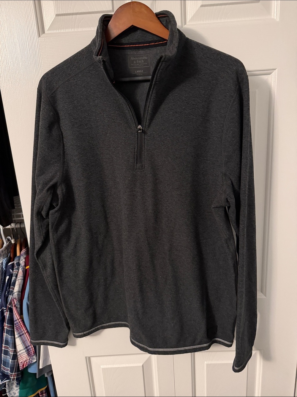 Abercrombie & Fitch Men’s Dark Charcoal Half-Zip Pullover